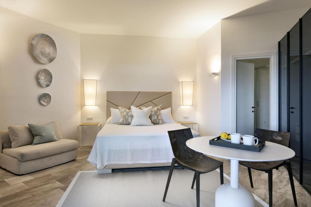 Le Suites Porto Cervo Exterior photo